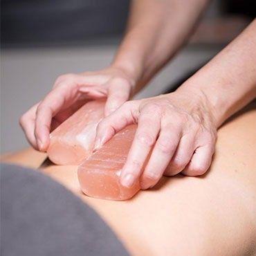Масаж с хималайска сол в Onsen SPA