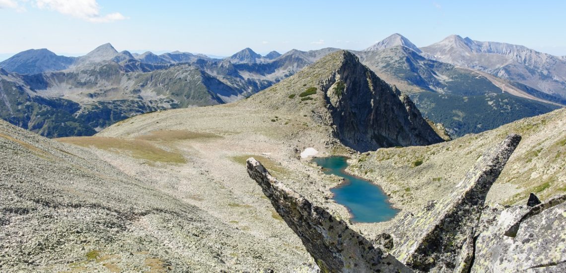 gazeiskoto-ezero-in-pirin-mountain